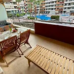 Апартаменты Gecko With Private Parking - 1 Minutes From The Oceanfront!