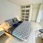 Gecko With Private Parking - 1 Minutes From The Oceanfront! Apartment