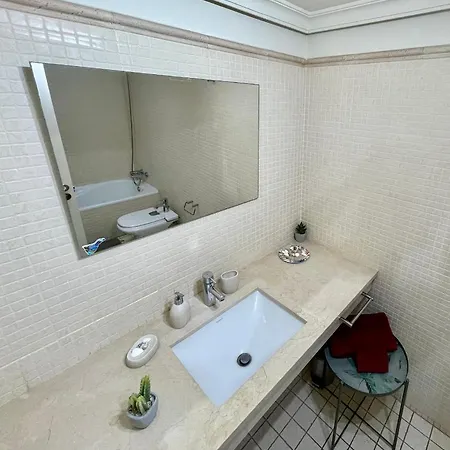 Gecko Apartment - Oceanfront Living, Pools & Private Parking - Puerto De Santiago, Los Gigantes, Tenerife