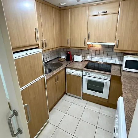 Lejlighed Gecko With Private Parking - 1 Minutes From The Oceanfront! *