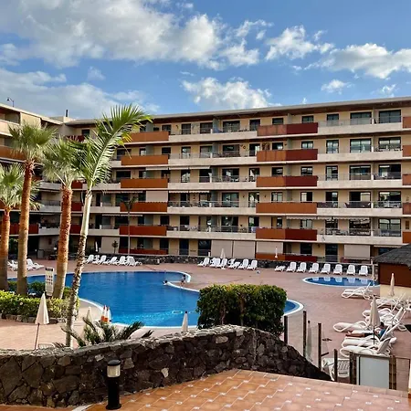 Gecko Apartment - Oceanfront Living, Pools & Private Parking - Puerto De Santiago, Los Gigantes, Tenerife *