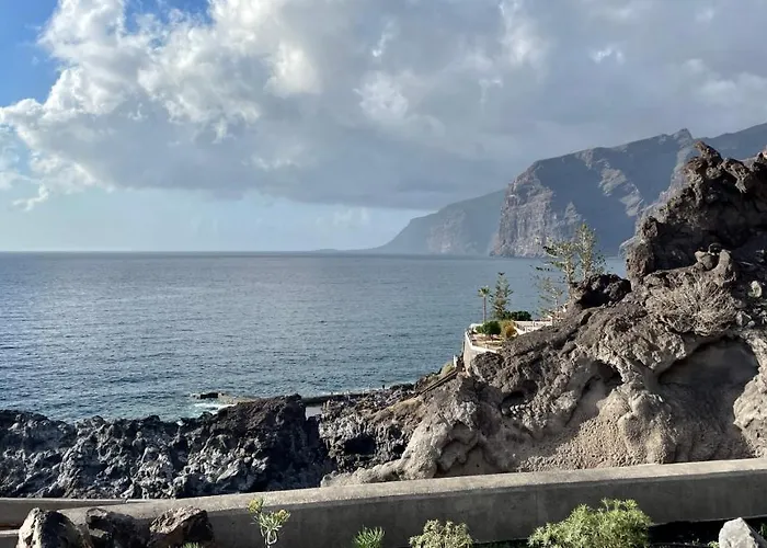 Gecko With Private Parking - 1 Minutes From The Oceanfront! * Puerto de Santiago (Tenerife)